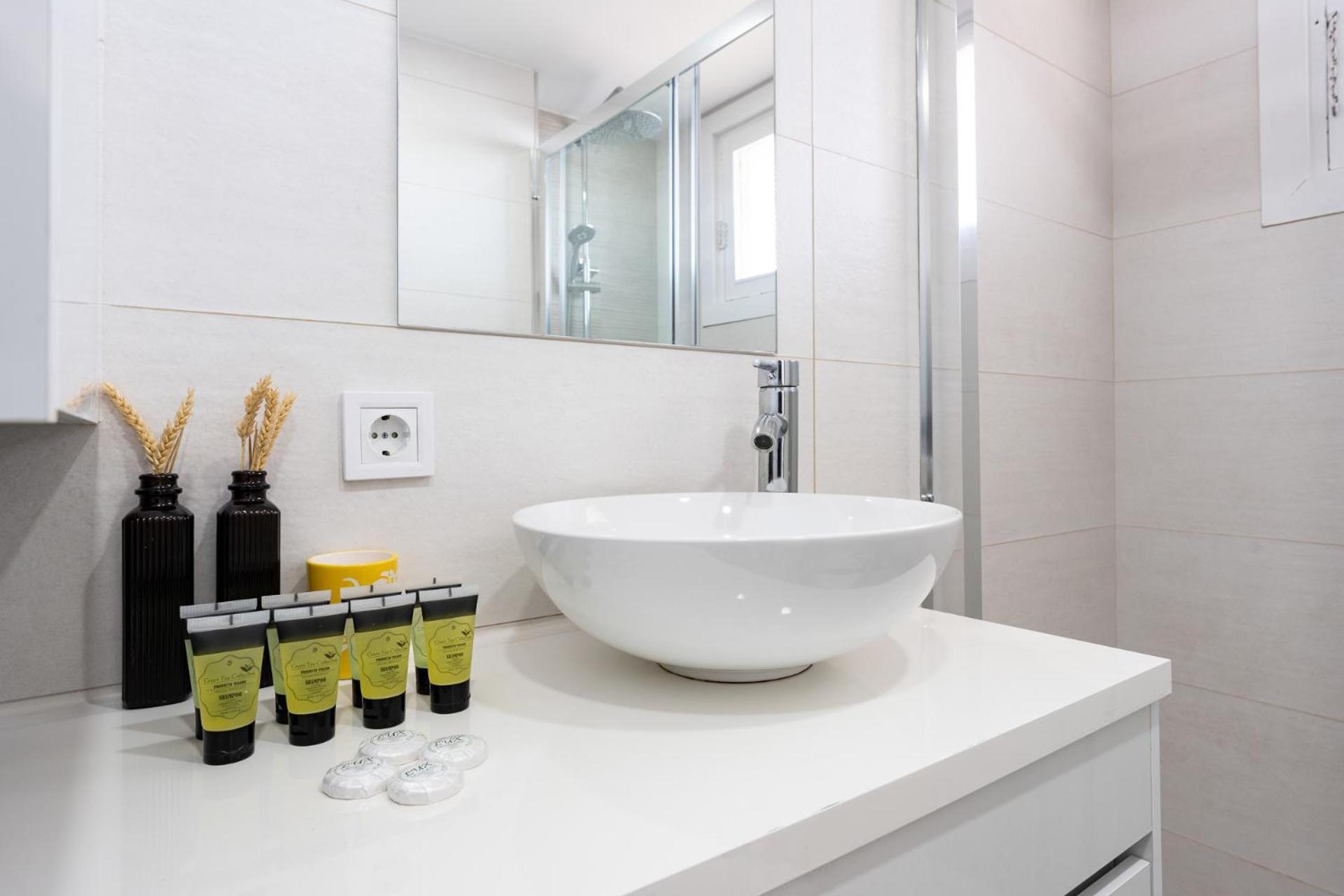Apartment Bhost - Torrealmadena